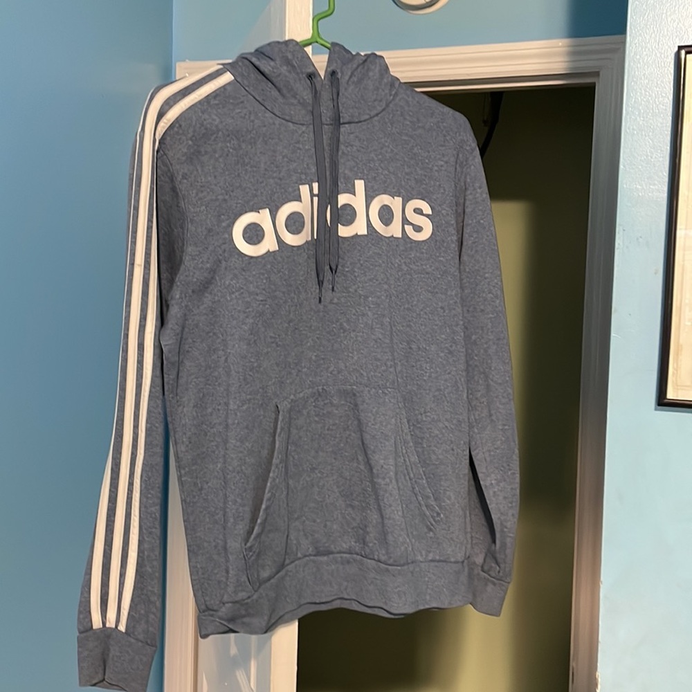 Adidas Men's Essentials Fleece 3-Stripes Hoodie light blue, Size US Medium.